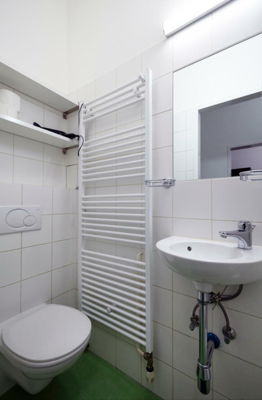 Lovely Apartments In A Quiet Area Close To The City Center Vienne Extérieur photo