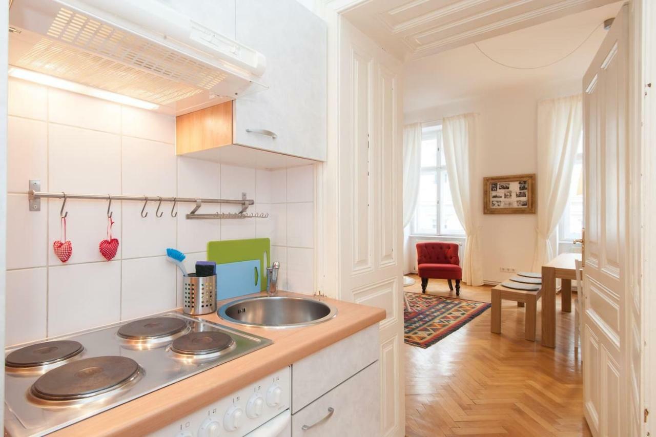 Lovely Apartments In A Quiet Area Close To The City Center Vienne Extérieur photo