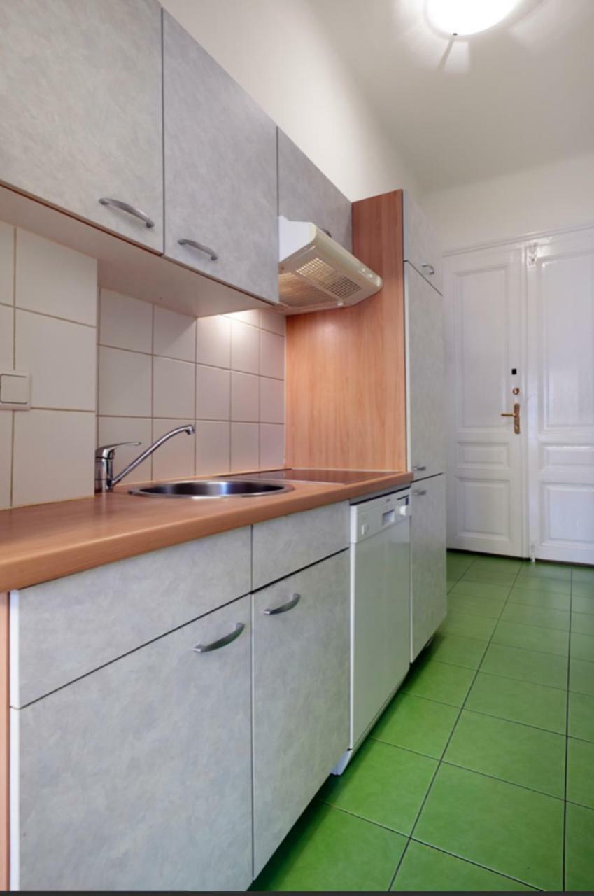 Lovely Apartments In A Quiet Area Close To The City Center Vienne Extérieur photo