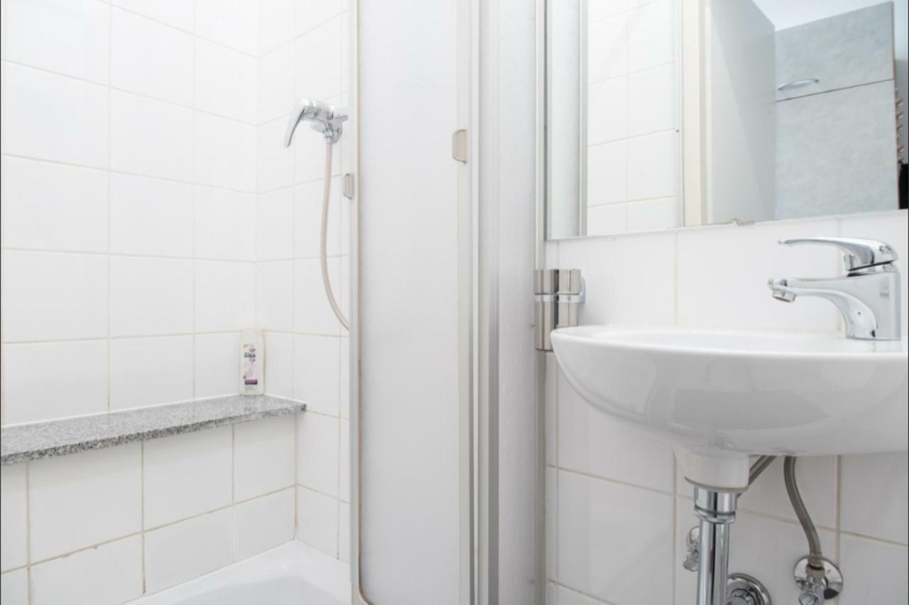 Lovely Apartments In A Quiet Area Close To The City Center Vienne Extérieur photo